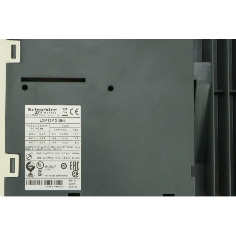 LXM32MD18N4
